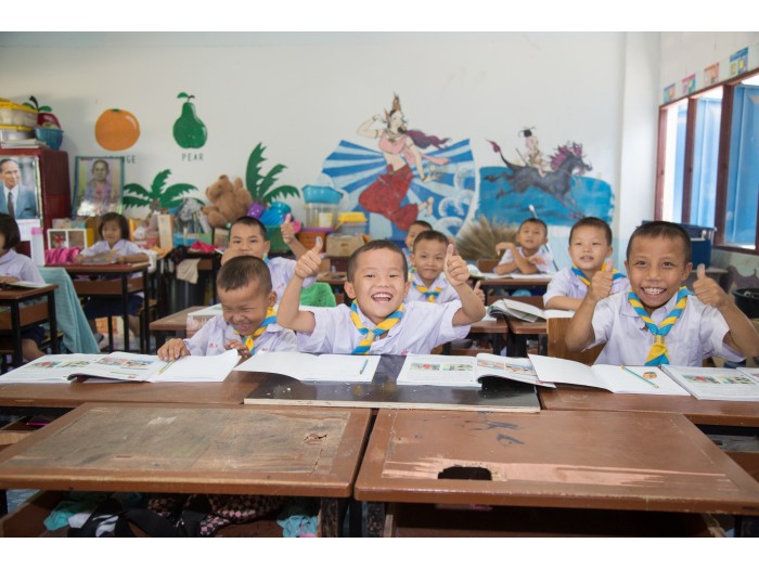 niños colegio Tailandia 