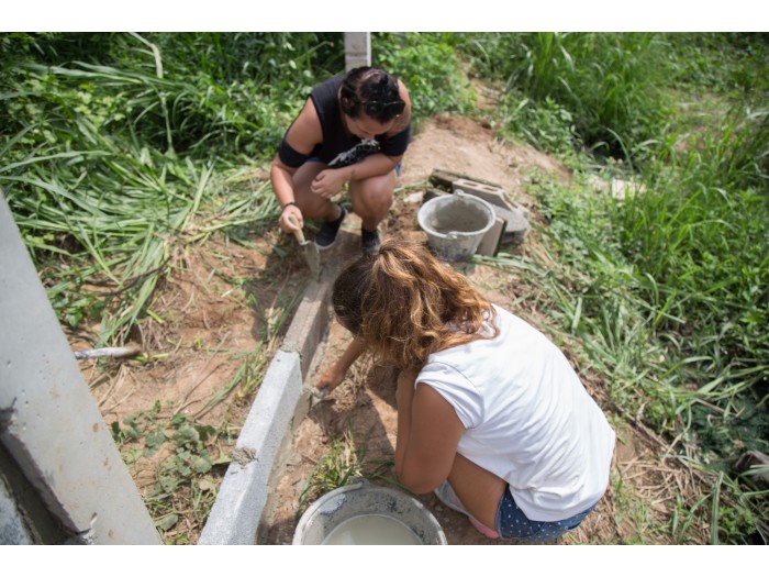 mujeres voluntariado trabajando 