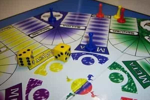 Juegos de mesa para niños y adultos: diversión sin salir de casa